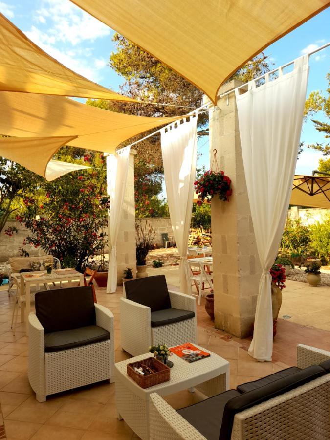 Antico Casale Il Sambuco Bed & Breakfast Manduria Exterior photo